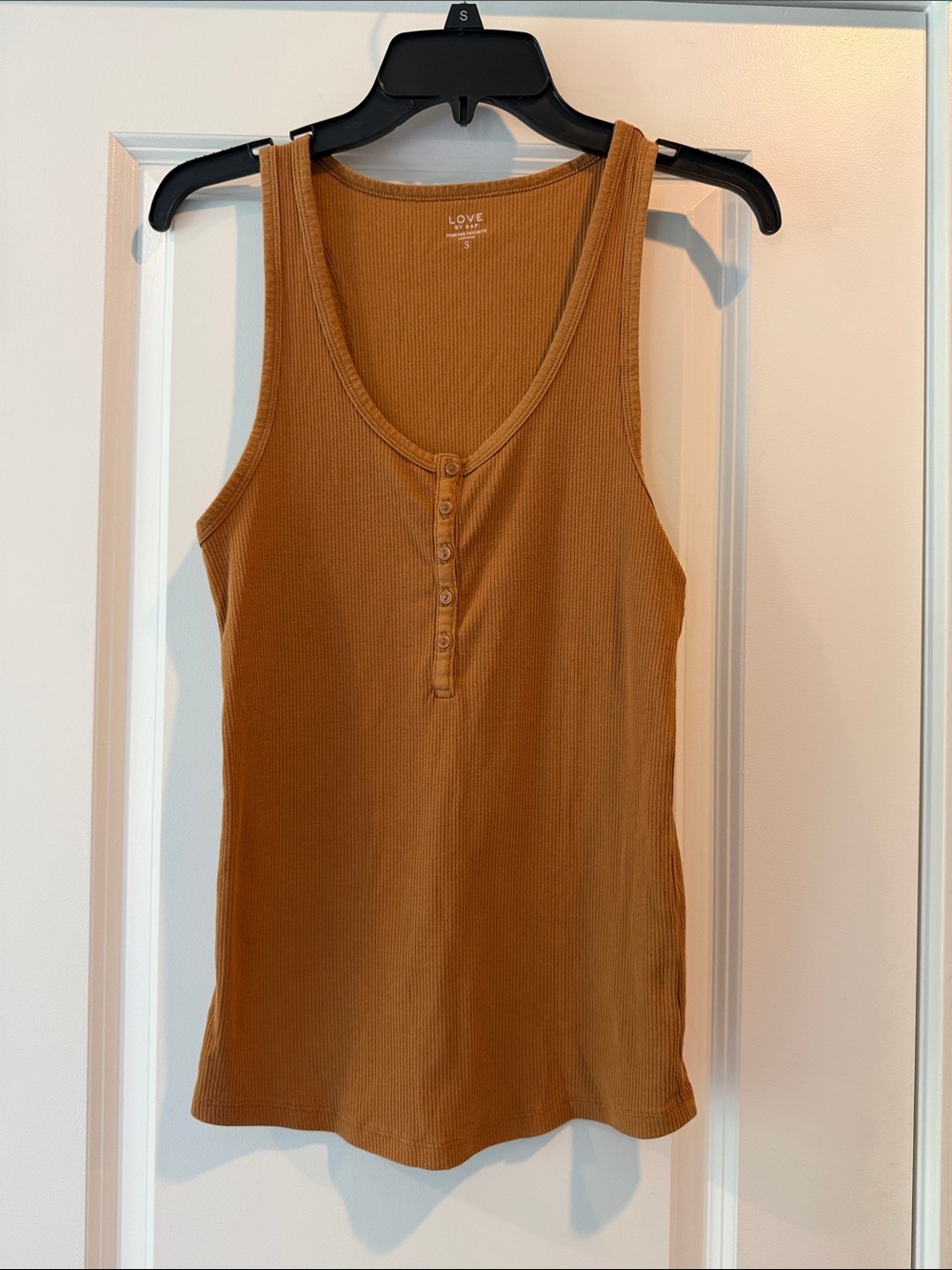 LOVE by GAP Forever Favorite Ribbed Button Tank